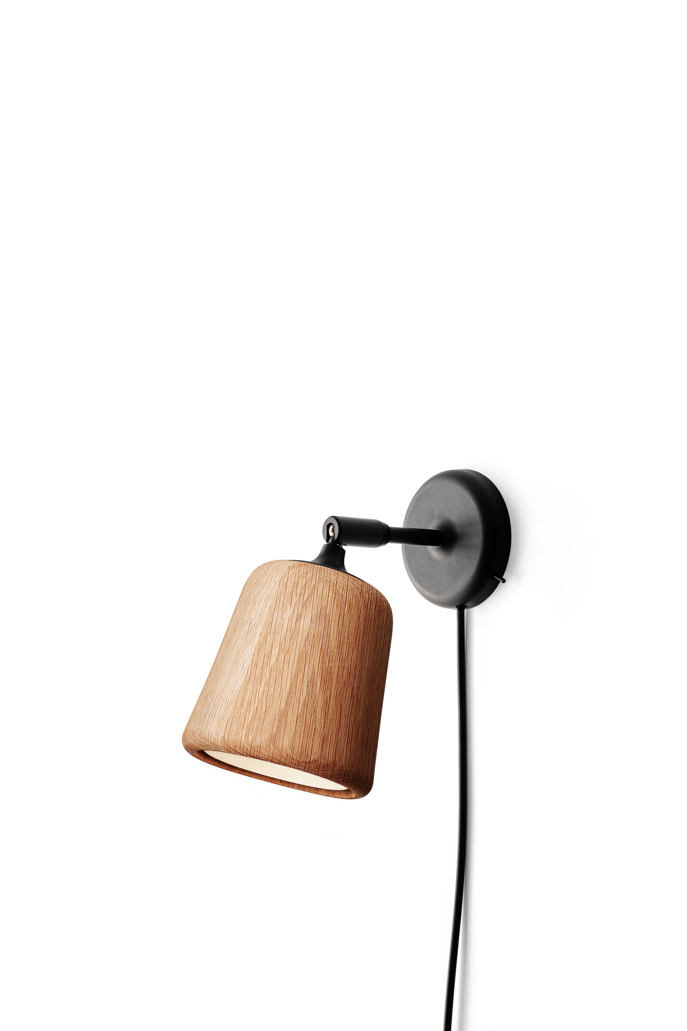 Material Wall Lamp
